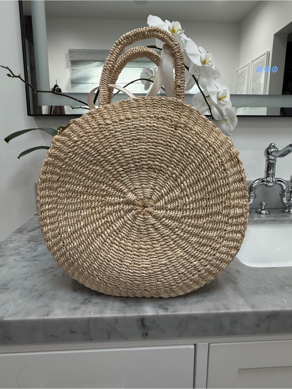 Round Woven Straw Tote Bag - Natural Beige - Picture 7 of 7